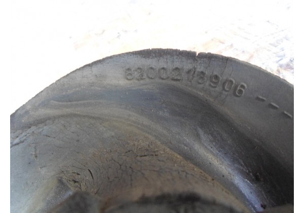 Опора стійки амортизатора заднього, верхня Renault, 8200218906